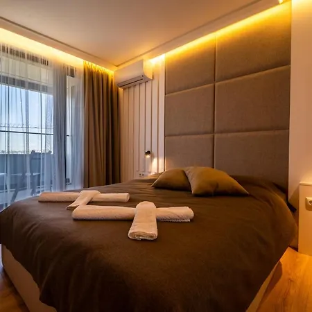 Location,sea ​​view And Luxury In Symphony Lejlighed Varna