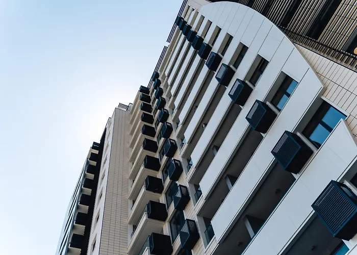 Location,sea ​​view And Luxury In Symphony Daire *